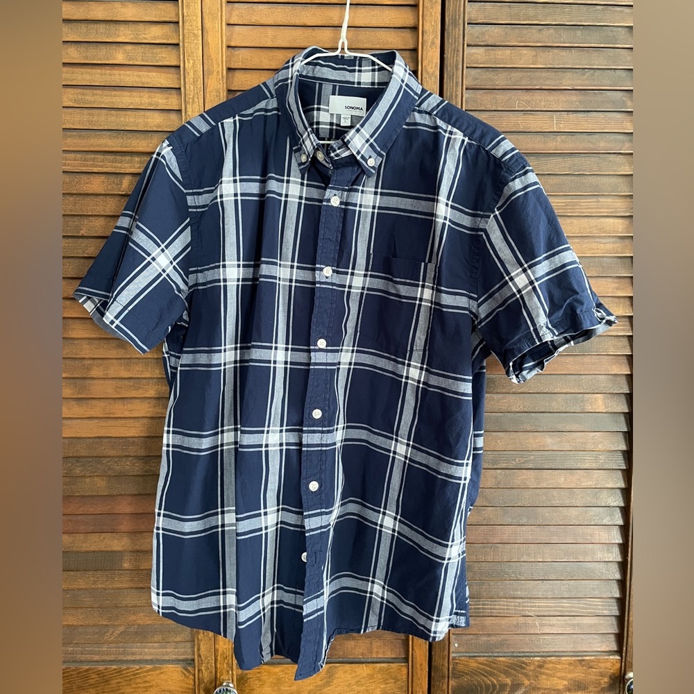 Sonoma Boys Blue Button Up Size Large